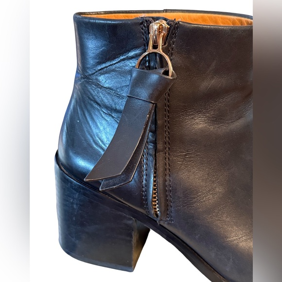 & Other Stories EUC EUR 38 US 8 Black Leather Pointed Toe Ankle Boots (SH010) - Picture 3 of 10